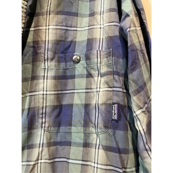 Pendleton flannel long sleeve - Picture 3 of 6